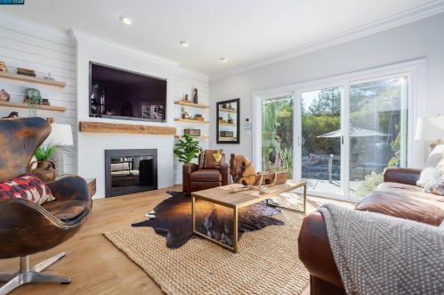 21 Shetland Ln, Concord CA  94523-1615 exterior