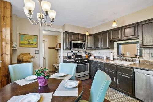 33 Galloway Rd, Warwick NY  10990-1629 exterior