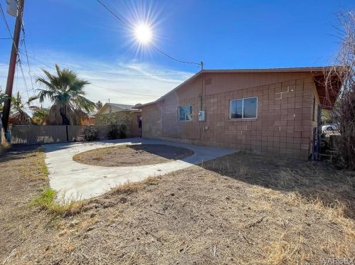 1944 Robson Cir, Bullhead City AZ  86442-4765 exterior