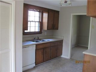 3490 Arvin Dr, Clarksville TN  37042-5813 exterior