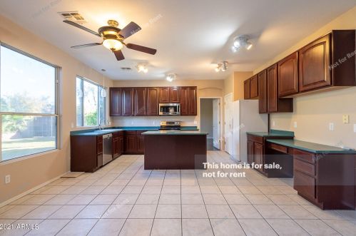 9856 Idaho Ave, Mesa, AZ 85209-7078