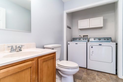 68 Long Pond Rd, Danville NH  03819-3126 exterior