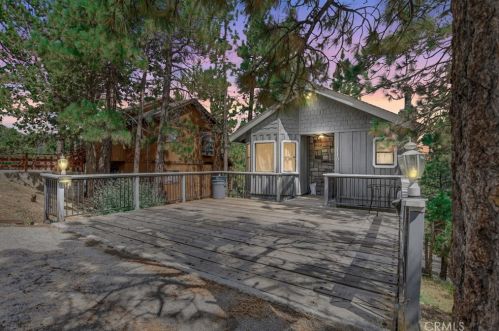110 Winding Ln, Big Bear City CA  92314-9328 exterior