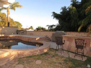 1426 Gardenia Ave, Camarillo, CA 93010-1162