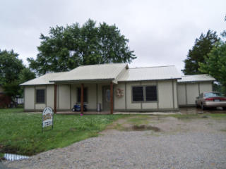2518 Front St, Hoxie, AR 72433-3209