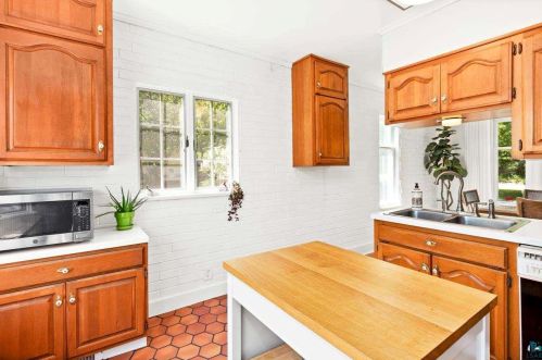 130 Laurie St, Duluth MN  55803-2417 exterior