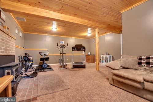 100 Hilldale Rd, Etters PA  17319-9469 exterior