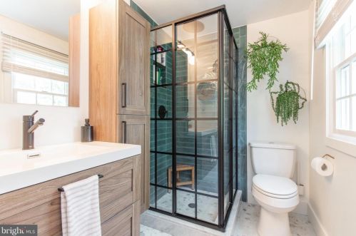 244 Park Rd, Prospectville PA  19002-1121 exterior