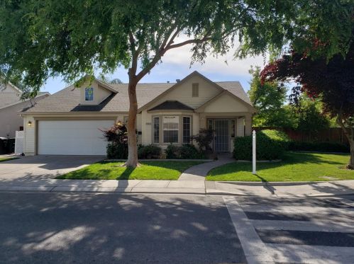 5539 Chancellor Way, Riverbank, CA 95367-9513