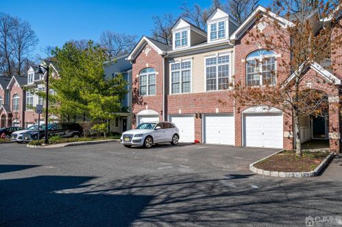 803 Donato Cir, Scotch Plains, NJ 07076-1076