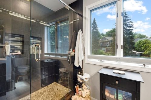 30 Abington St, Worcester MA  01603-1101 exterior