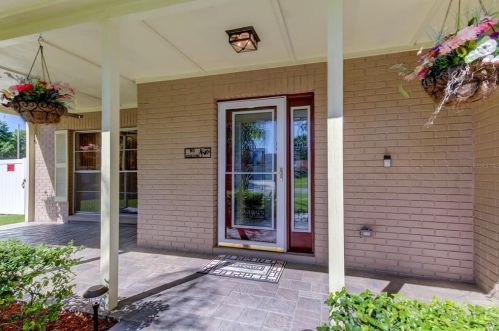 17606 Whistling Ln, Lutz FL  33549-5603 exterior