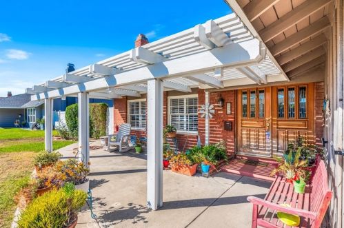 223 Napoli Dr, Brea, CA 92821-4025