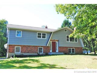 93 Fox Run Dr, Southbury CT  06488-2441 exterior