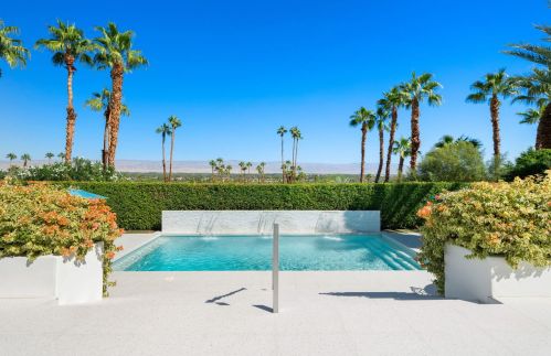 70288 Calico Rd, Rancho Mirage CA  92270-3408 exterior