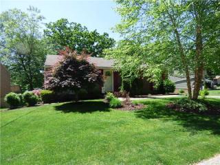 440 Tivoli Rd, Pittsburgh, PA 15239-2830