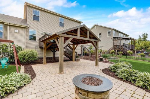 6109 108 Ave, Kenosha WI 53142-7263 exterior