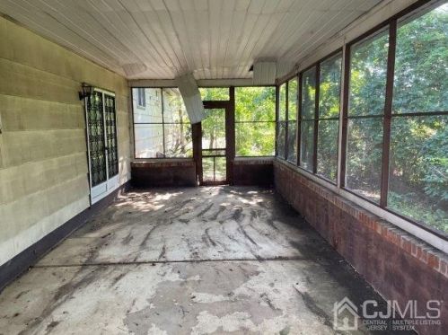 6 Jennifer Ct, Piscataway NJ  08854-5416 exterior