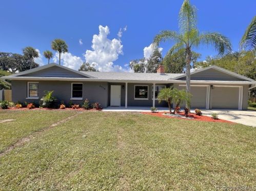2716 Kumquat Dr, Edgewater, FL 32141-5416