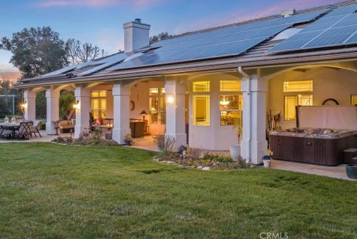 1440 Ridge Rd, Templeton CA  93465-9303 exterior