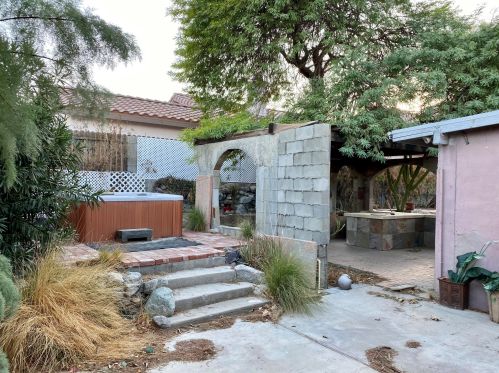 77325 Calle Monterey, La Quinta CA  92253-3413 exterior