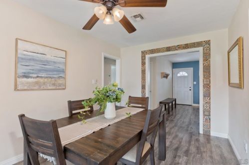 3089 Greyling Dr, San Diego CA 92123-2939 exterior