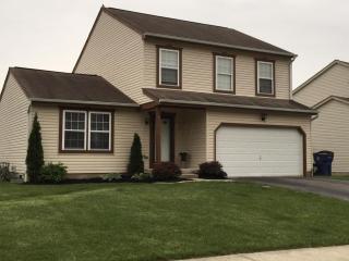 246 Haystack Ave, Pataskala, OH 43062-7359