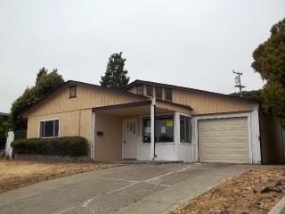 432 La Jolla St, Vallejo, CA 94591-8231