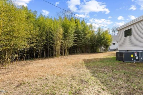 1412 Ashe St, Burlington NC  27217-2810 exterior