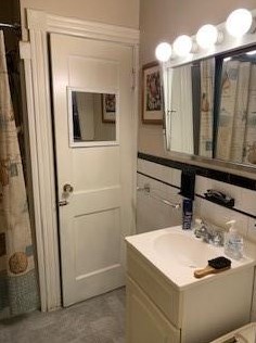 45 Blaine St, Providence RI  02919-4103 exterior