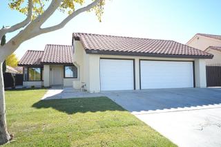 2334 Nugent St, Lancaster, CA 93535-1712