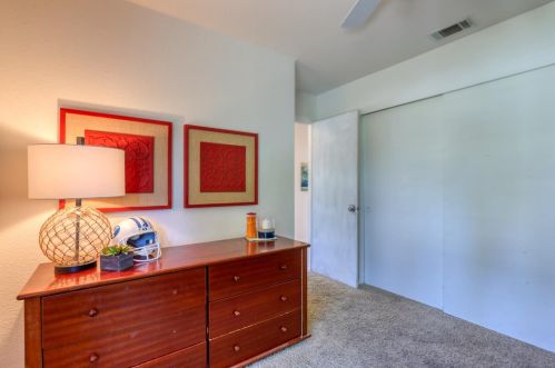 1320 I St, Rio Linda CA  95673-4403 exterior