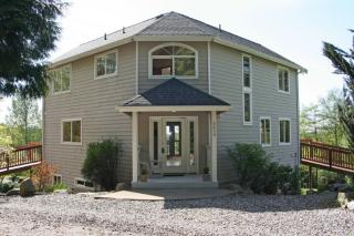 6650 Star Rd, Ferndale, WA 98248-8712