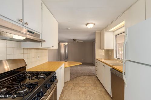 9024 Michigan Ave, Chandler AZ  85248-6448 exterior