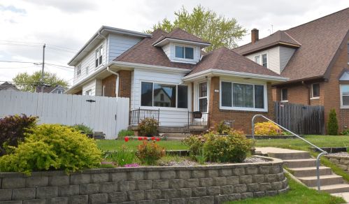 1519 55, Milwaukee WI 53214-5243 exterior