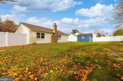 29 Patricia Ln, Erial NJ  08081-1809 exterior