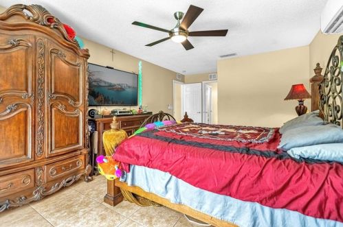 418 Riggs Cir, Davenport FL 33897-6007 exterior