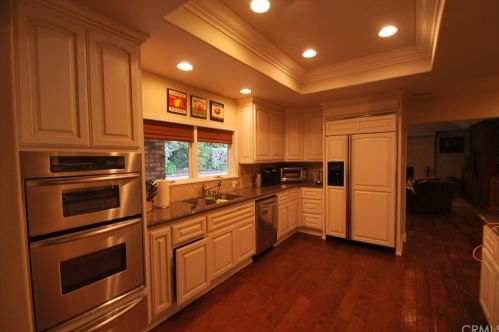 19381 Mesa Dr, Orange CA 92861-2313 exterior