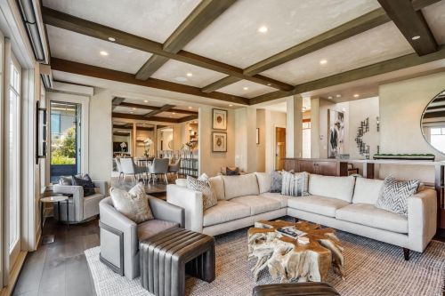 1016 Rodeo Rd, Pebble Beach, CA 93953-2721