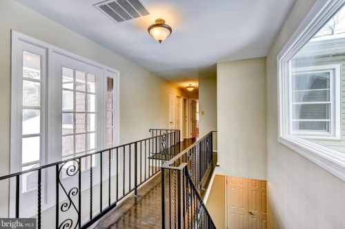 3 Fieldston Rd, Princeton NJ 08540-6429 exterior