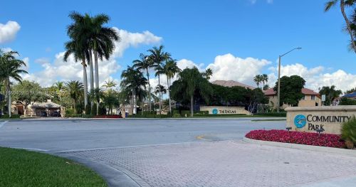 1231 179th Ave, Hollywood FL  33029-3162 exterior