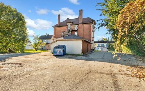 107 Wallace Ave, New Castle, PA 16101-2450