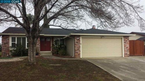 2207 Ackerman Dr, West Pittsburg, CA 94565-4661