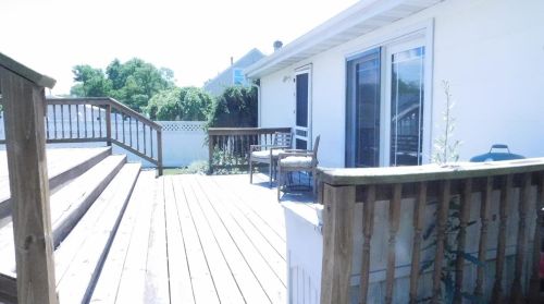 789 Governor Rd, Valpo IN  46385-9501 exterior