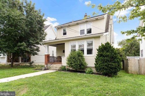 1506 Grant Ave, Woodlyn, PA 19094-1616