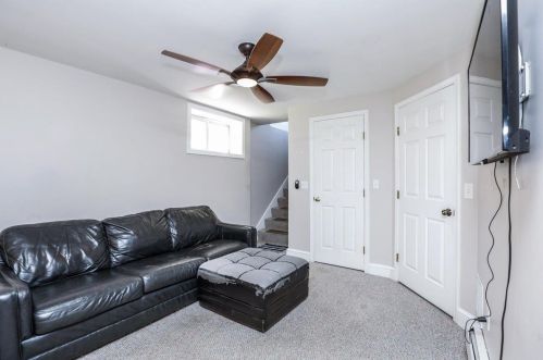 67 Butler St, Salem NH  03079-3940 exterior