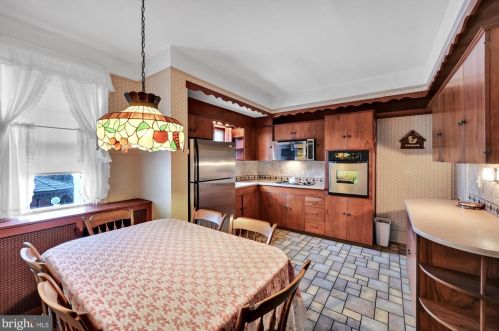 405 Warren St, Molino PA  17961-1833 exterior