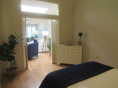 13280 El Dorado Dr, Seal Beach CA  90740-3391 exterior