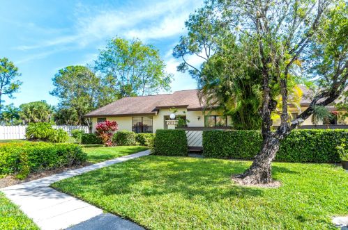 202 Star Clusters Ct, West Palm Beach, FL 33411-1642