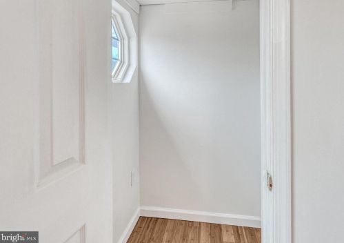 13931 Ruler Ct, Woodbridge VA  22193-3733 exterior